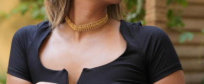 Goldplated glam choker