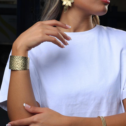 Leather Daisy Bracelet