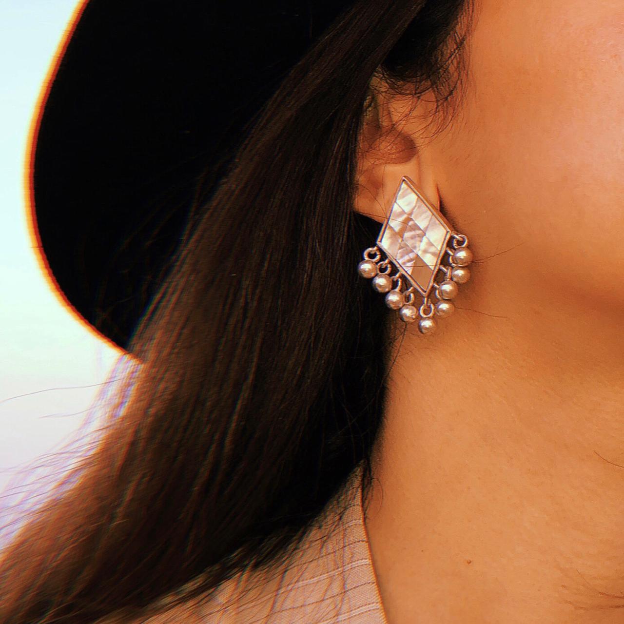 Rhomboid earrings