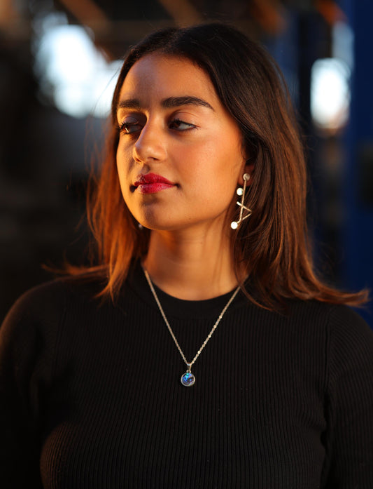 Mother of pearl circlet Signature necklace